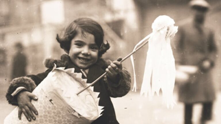 Nina-tocando-Zambomba_2289981093